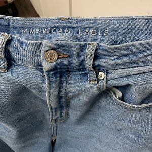 American Eagle Curvy Mom Jean, size x-short 4, high-waisted, stretch
